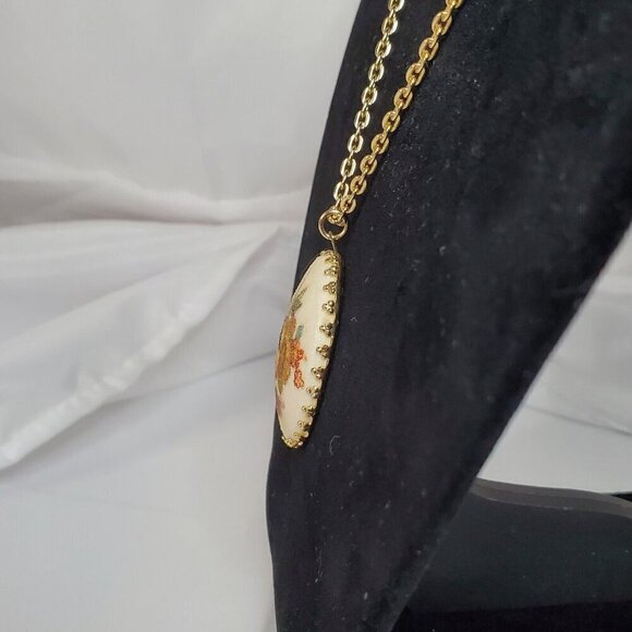 VTG  West Germany Floral Sugar Crystal Cameo Bead Necklace Goldtone Cottagecore - Picture 10 of 12